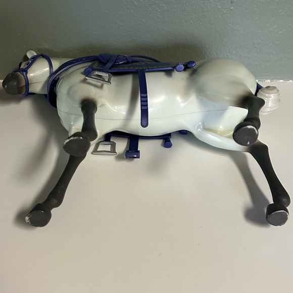 Disney Mattel Frozen Anna's Royal Horse with Saddle Kjekk Barbie Size White 10" - Picture 4 of 5